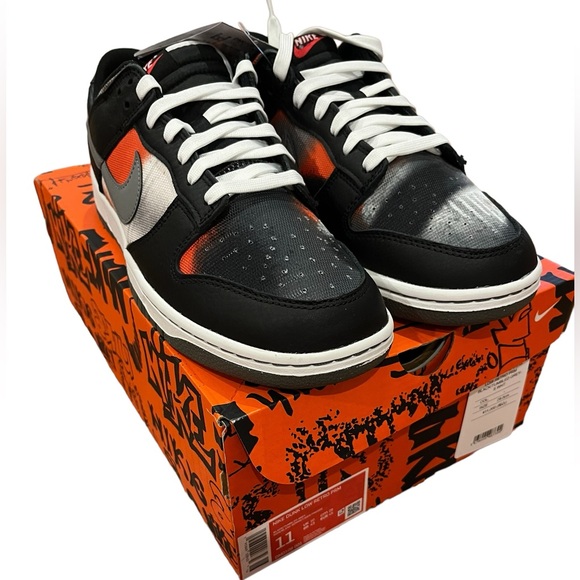 Nike Dunk Low Retro Graffiti Pack Black Red Shoes DM0108-001 Men's Sizes - Picture 2 of 8